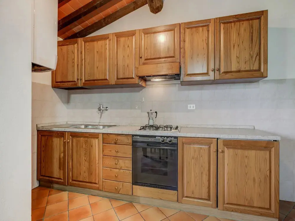 Varna Charm: Tuscan Getaway