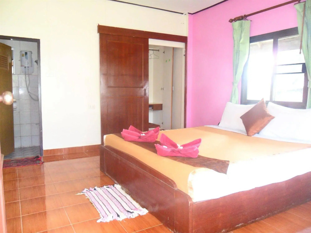 Lanta Palm Beach Resort , Beach Bungalow - Koh Lanta