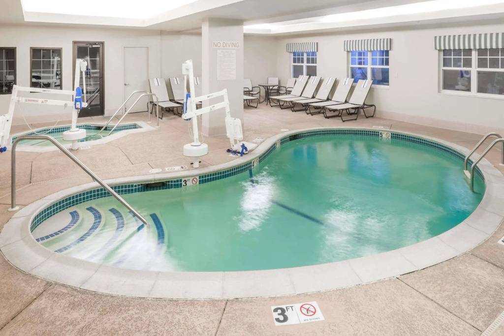Hawthorn Suites by Wyndham Franklin