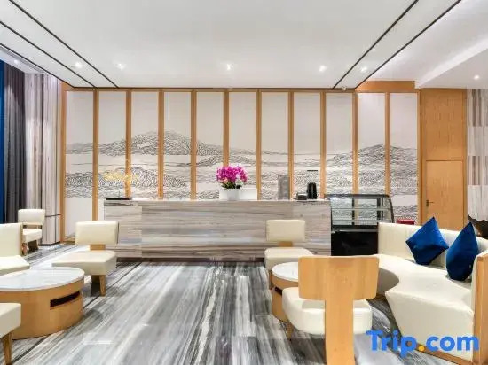 Kelly International Hotel (MixC Branch at Guilin Railway Station)