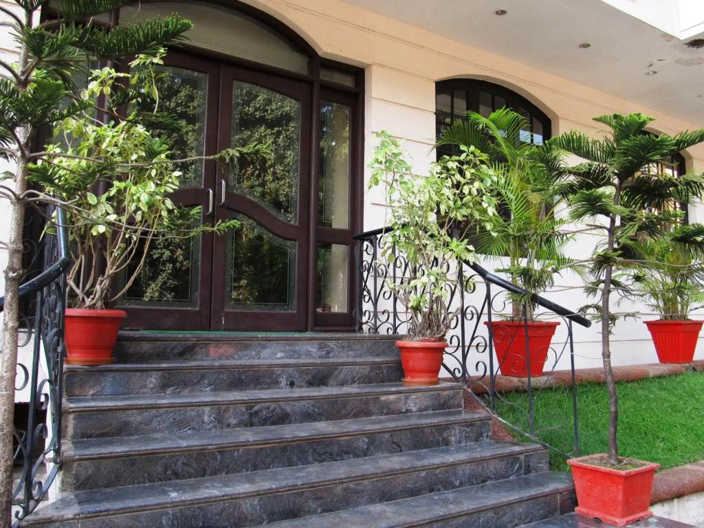 The Menino Regency Hotel