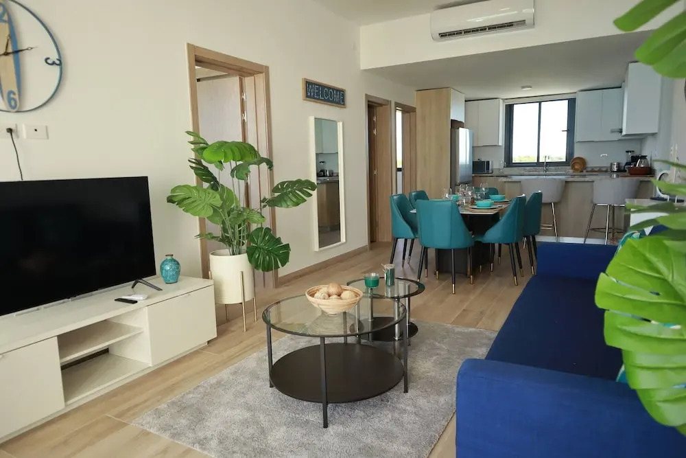 Elegant Apartment in Thebeach