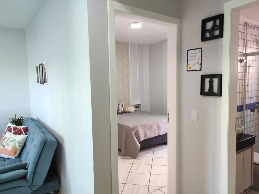 APTO 50M PRAIA- 4 PESSOAS, WIFI, SACADA, CHURRASQUEIRA, GARAGEM PARA VEICULOS PEQUENOS - Residencial Roveda