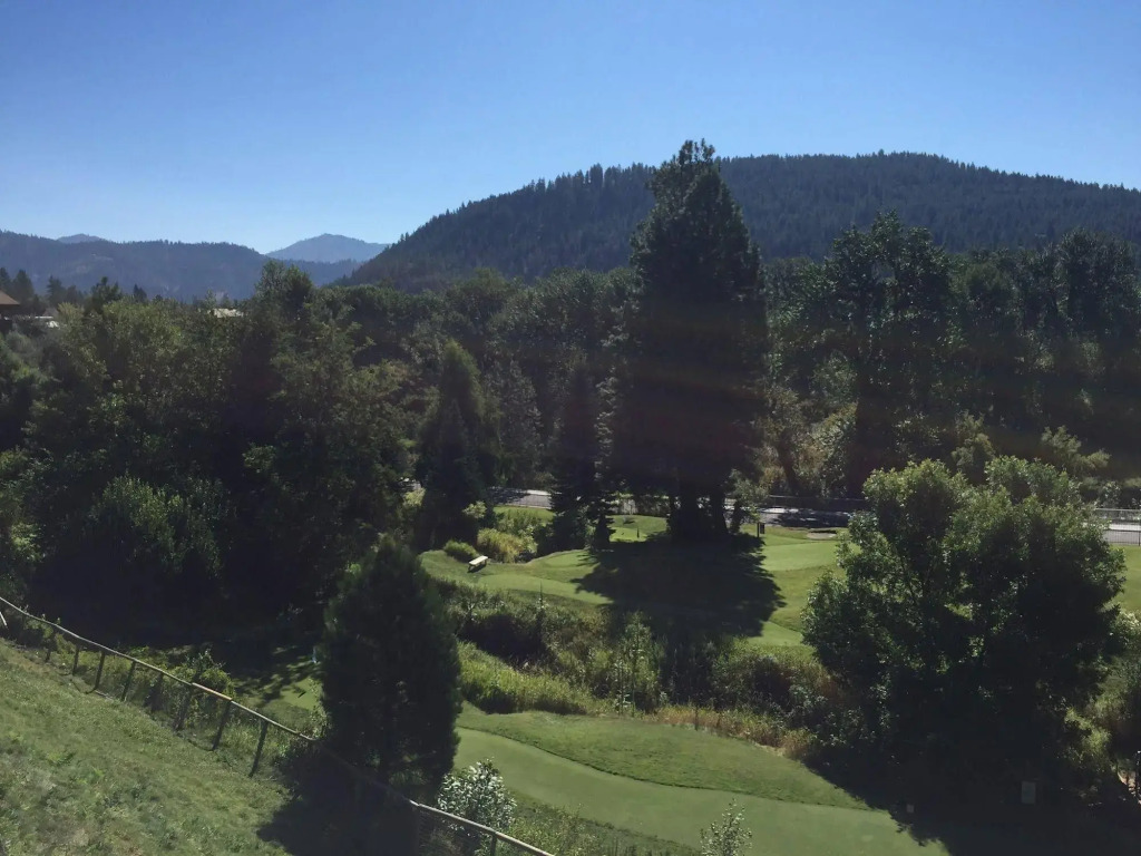 Alpine Rivers Inn