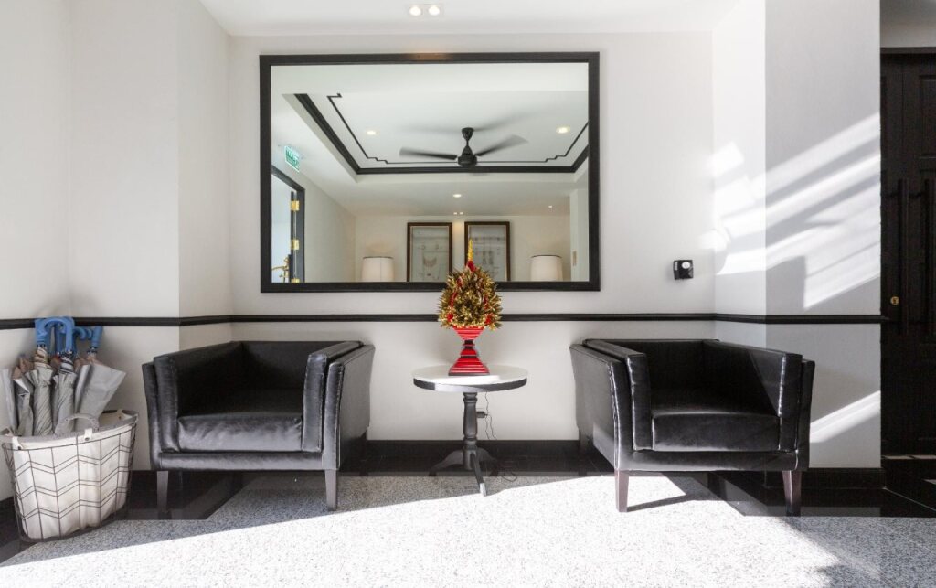 MORA Boutique Hotel