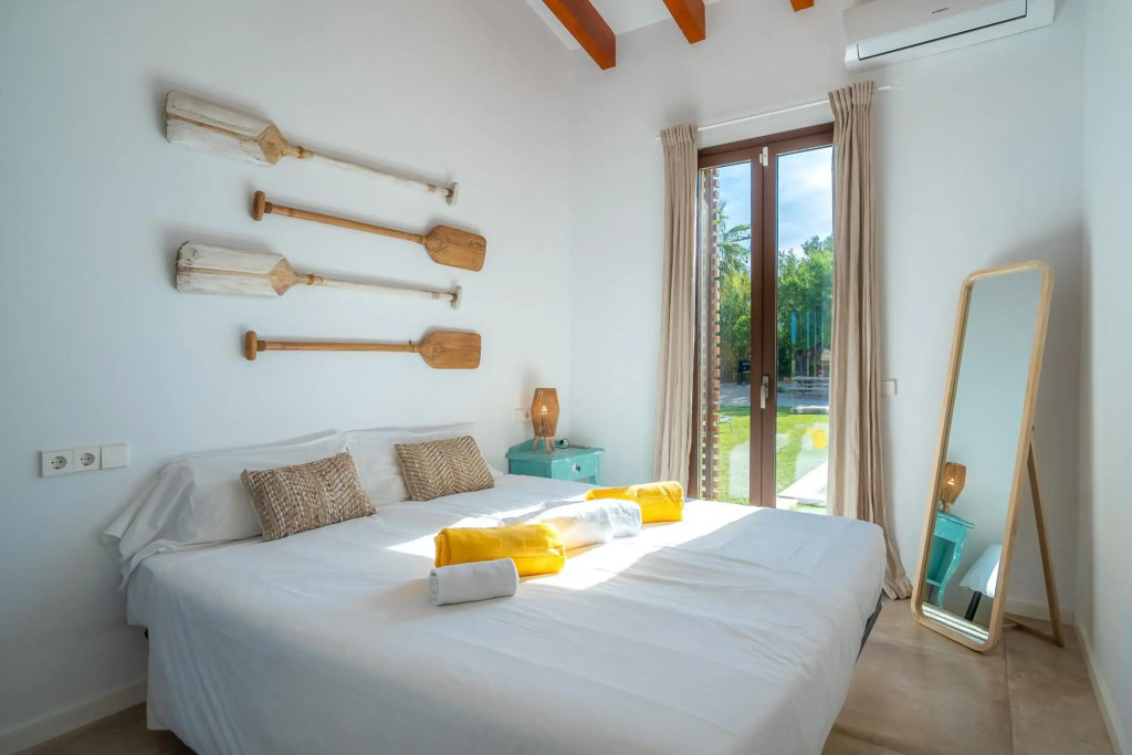E320 Can Rotxet by Mallorca Villa Selection