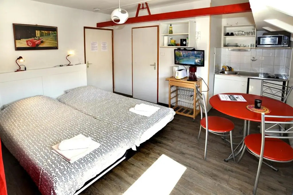 Studio Peniche au coeur de Lyon pour 2 personnes, insolite et calme