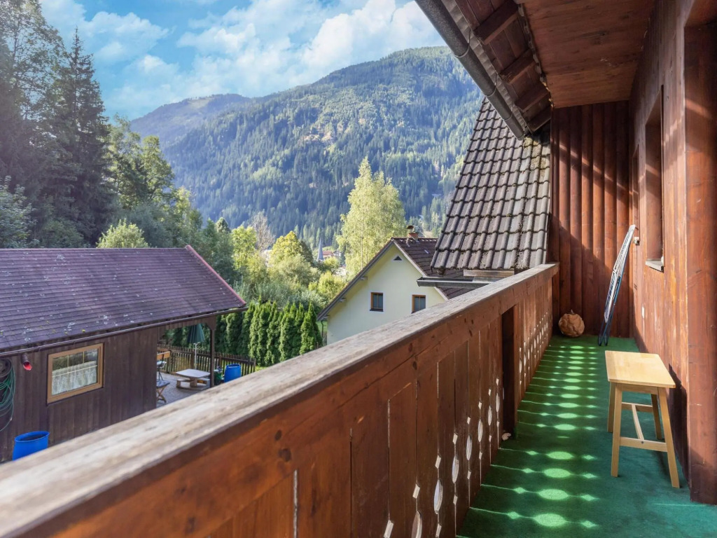 Apartment Feld am See Near Ski Slopes