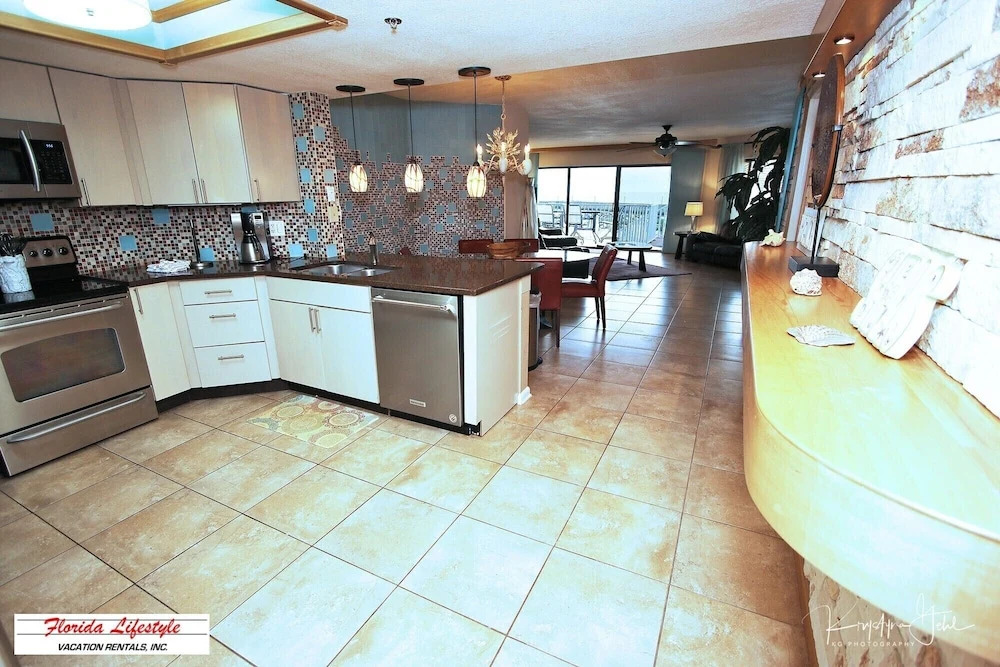 Beach Palms 109