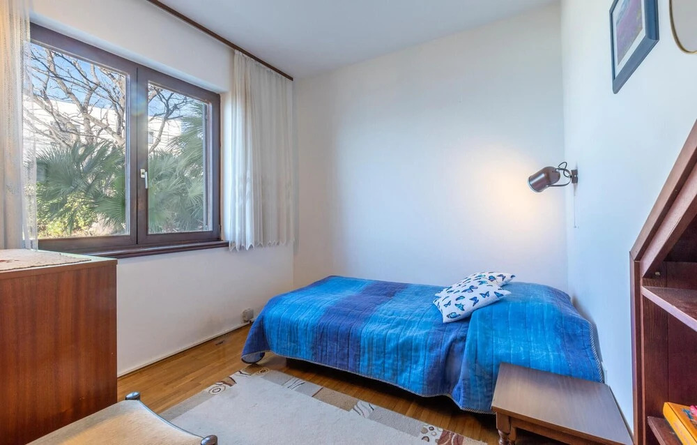 Stunning Home in Lokva Rogoznica With 4 Bedrooms and Wifi