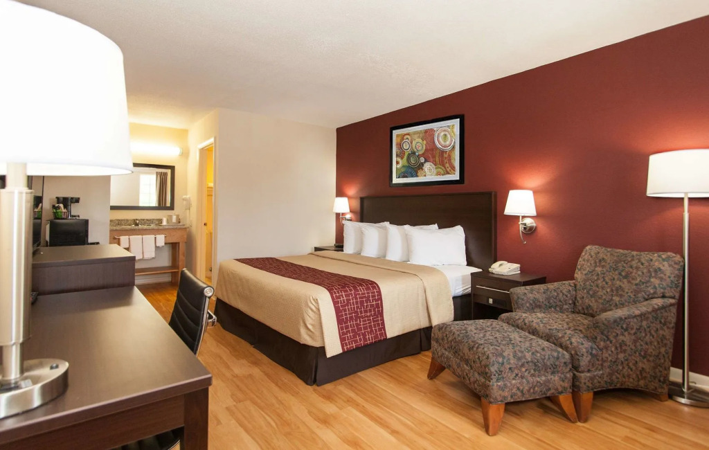 Red Roof Inn Knoxville North - Merchants Drive