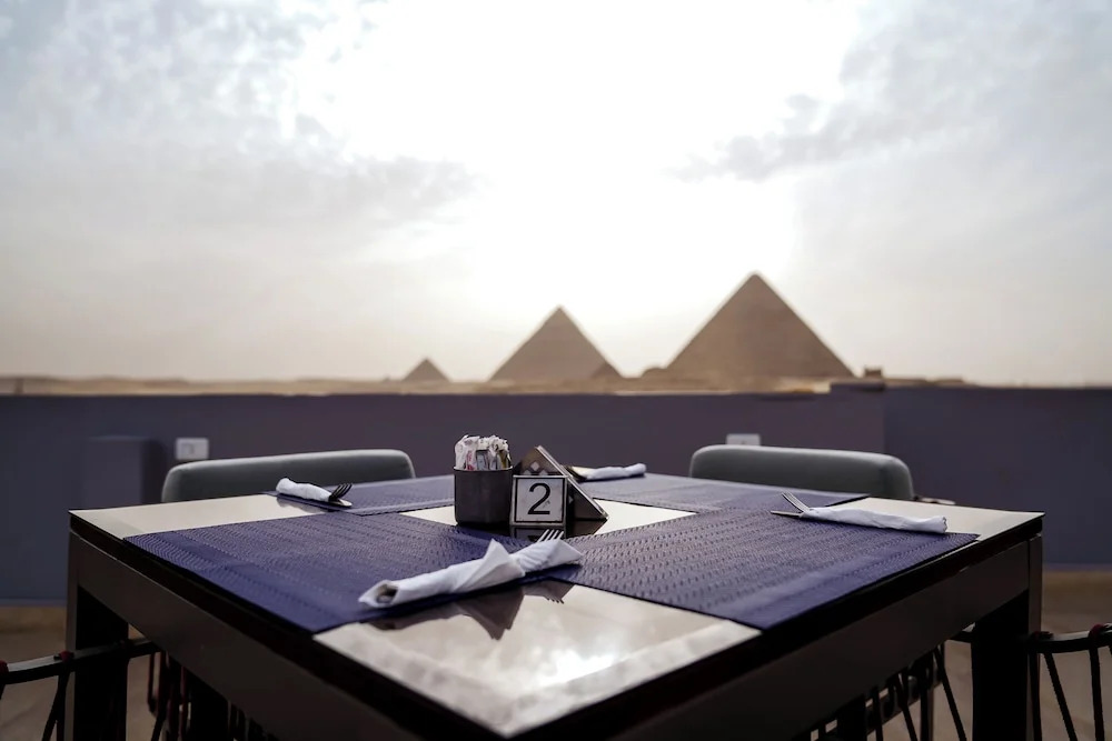 Pyramids Hotel