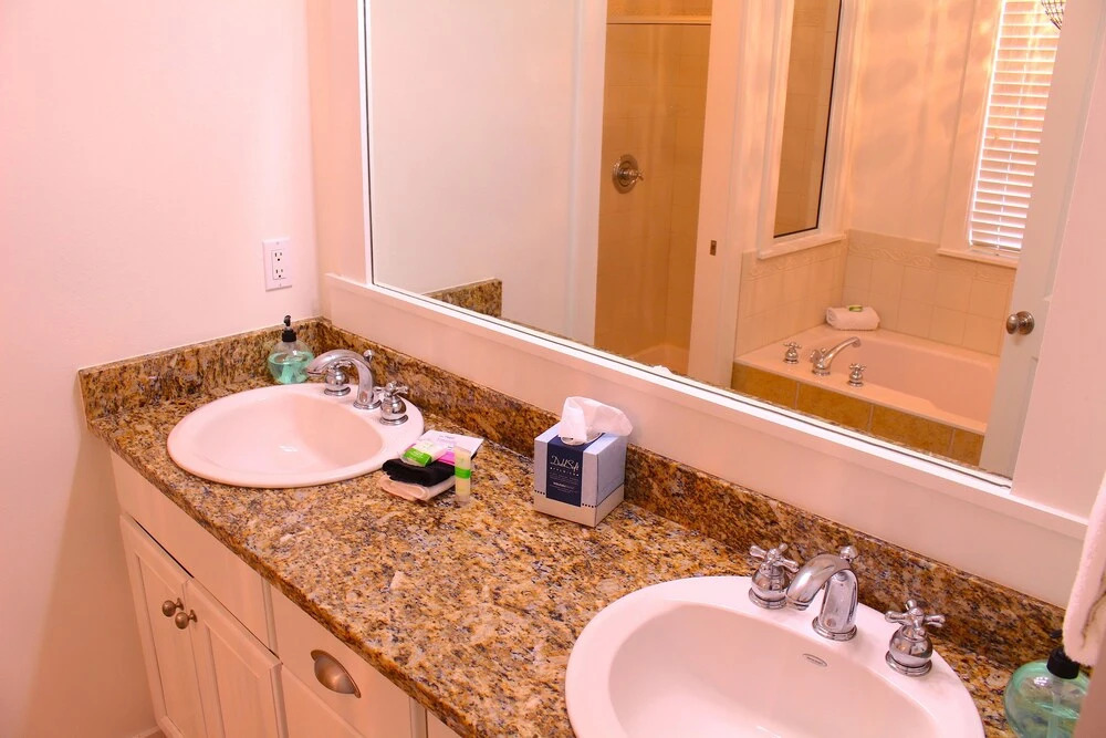 1277 Laurel Grove - 3 Br Home