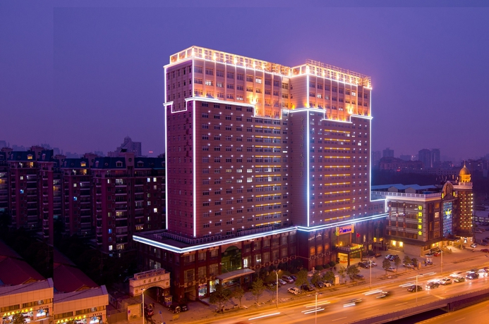 Central International Hotel