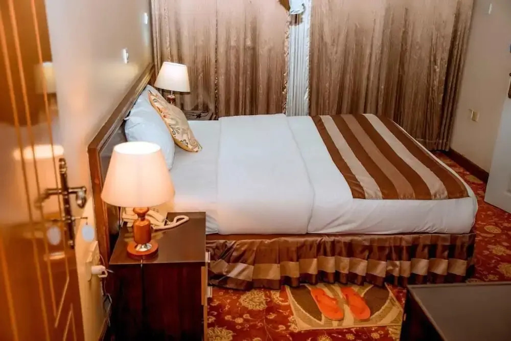 Ineza Hotel