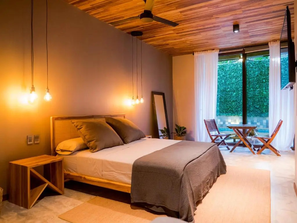 ARjAU Boutique Hotel