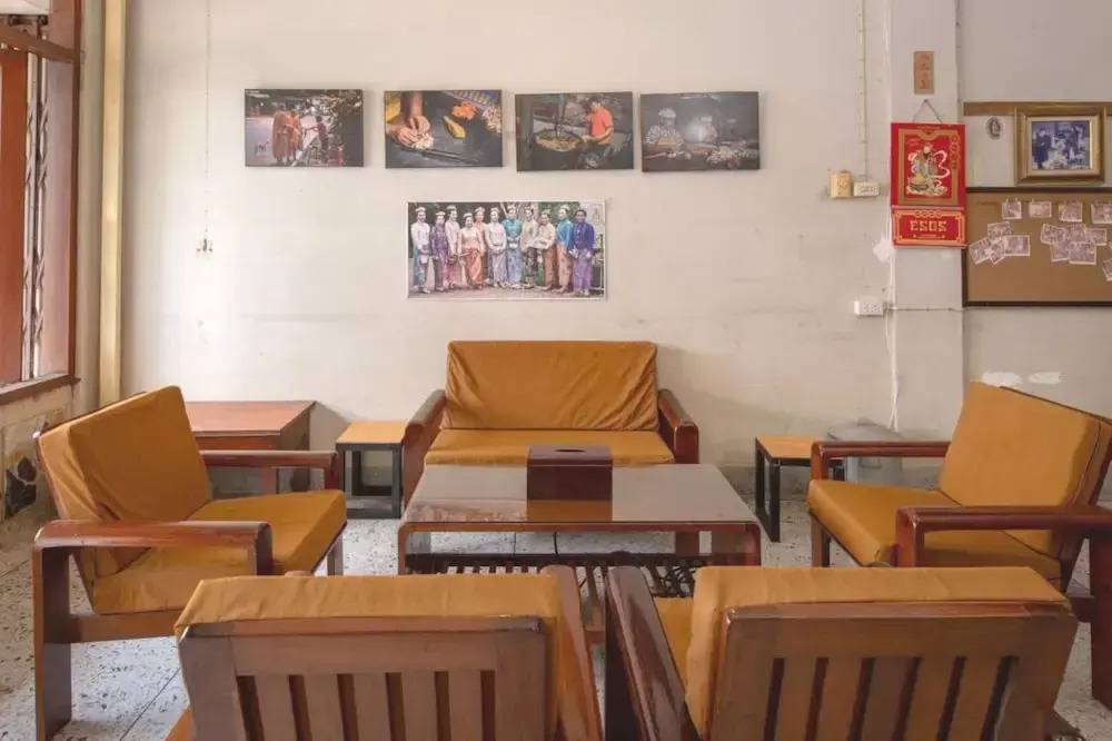 OYO 75469 Baan Kong Hostel