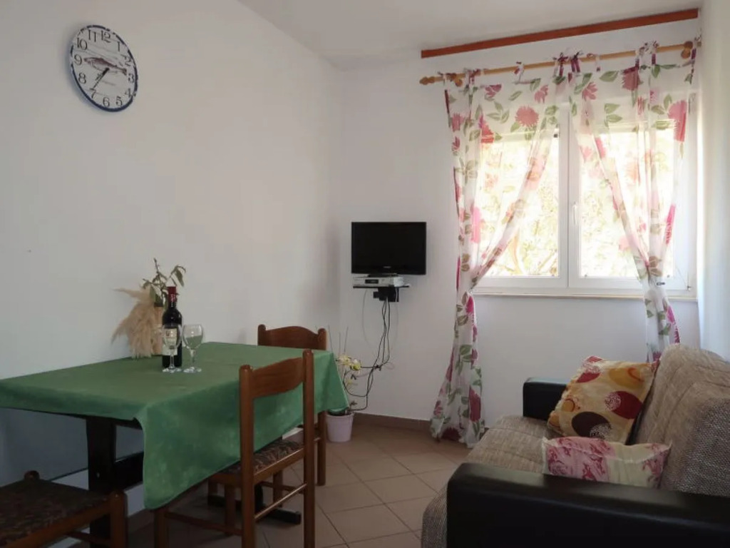 Apartment Dora Spiez 15205