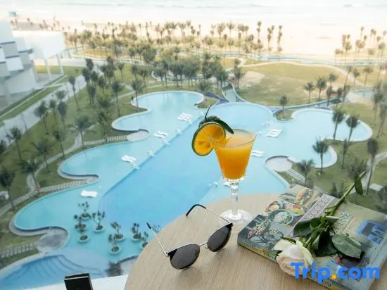 Arena Cam Ranh Seaview By Panacea Home