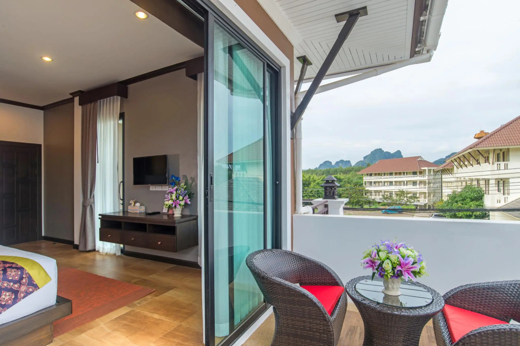Baan Ari Pool Villa