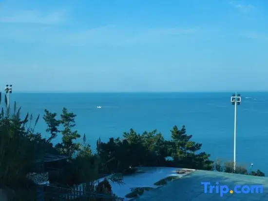 kongchan Homestay (Weihai Torch Eighth Street Branch)