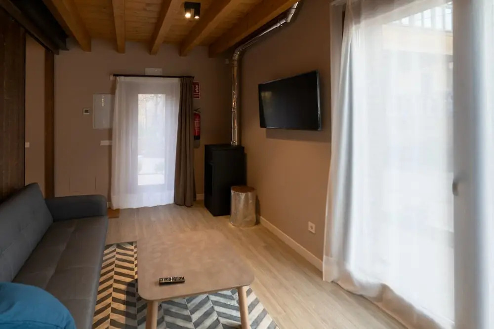 Apartamentos y Villas La Santilar
