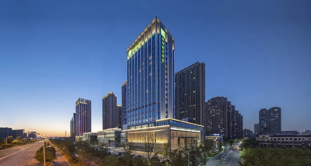 Holiday Inn Fuyang by IHG