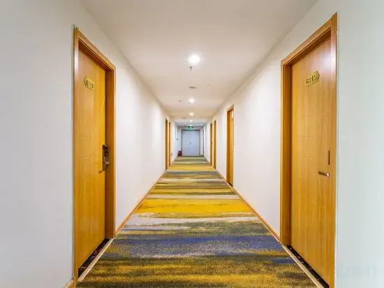 Duyuan Hotel (Linyi University Town International Expo Center)