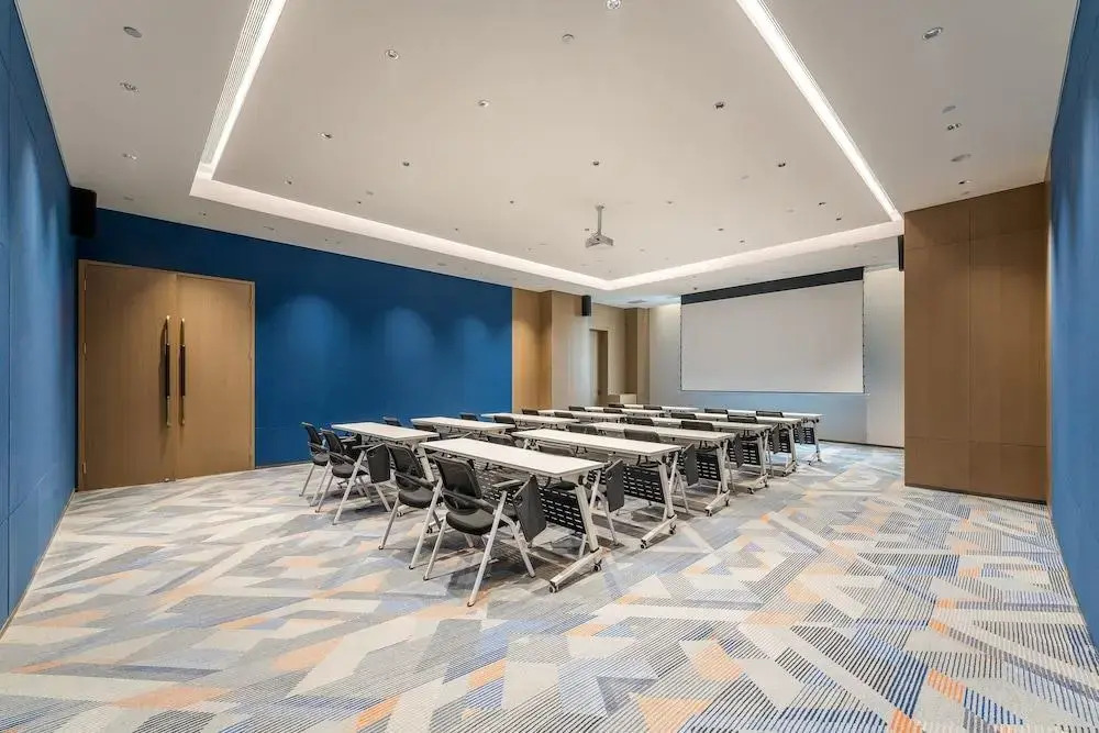 Holiday Inn Express Heze City Center By Ihg