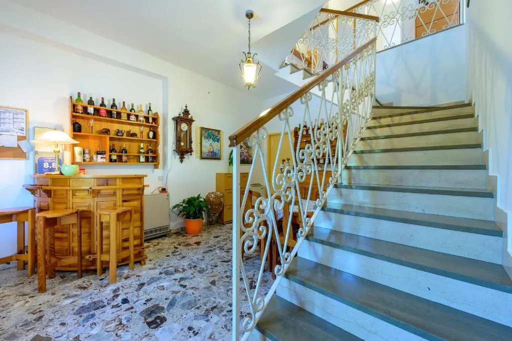 Two Palms Villa
