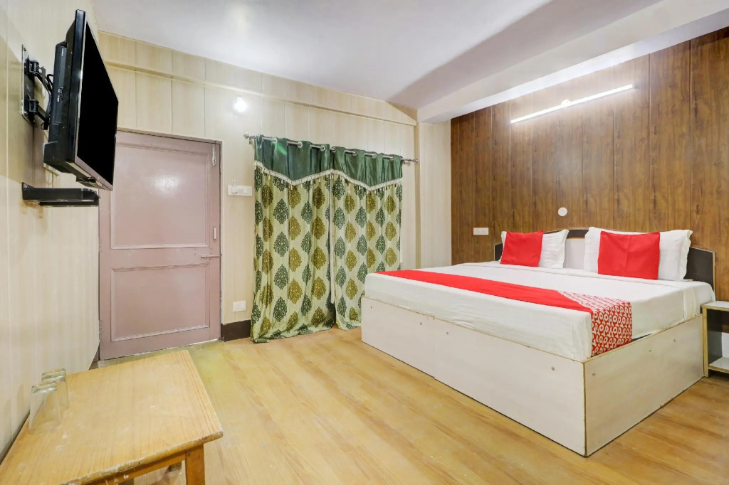 OYO Flagship 83108 Hotel Shimla View