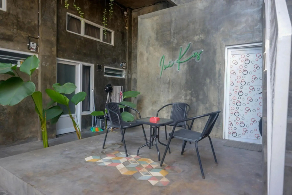 RedDoorz near Jumbo Mall Sragen