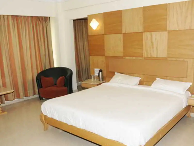 Hotel Neelkanth Blues