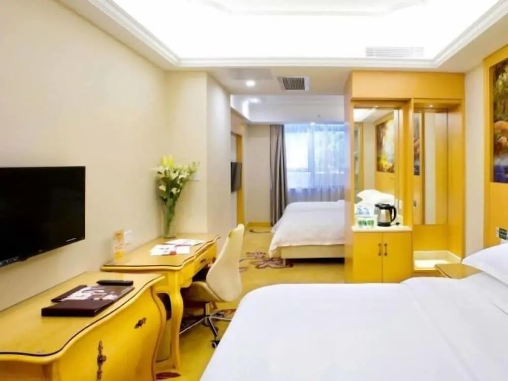 GreenTree Inn Shenzhen Dongmen Hotel