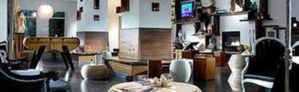 Bungalow Hotel
