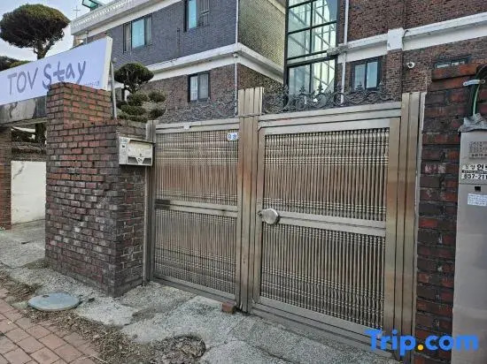 Right next to quiet residential area, spacious garden3 rooms (Q, Q,SS)