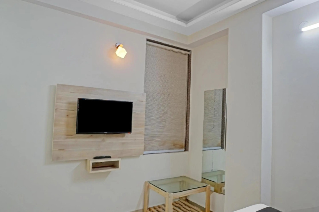 Collection O 85462 Hotel Sundew