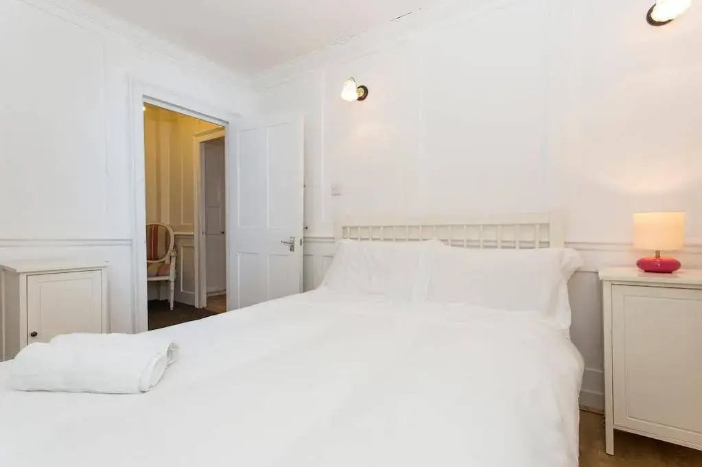 London Dream House - Historic Soho House