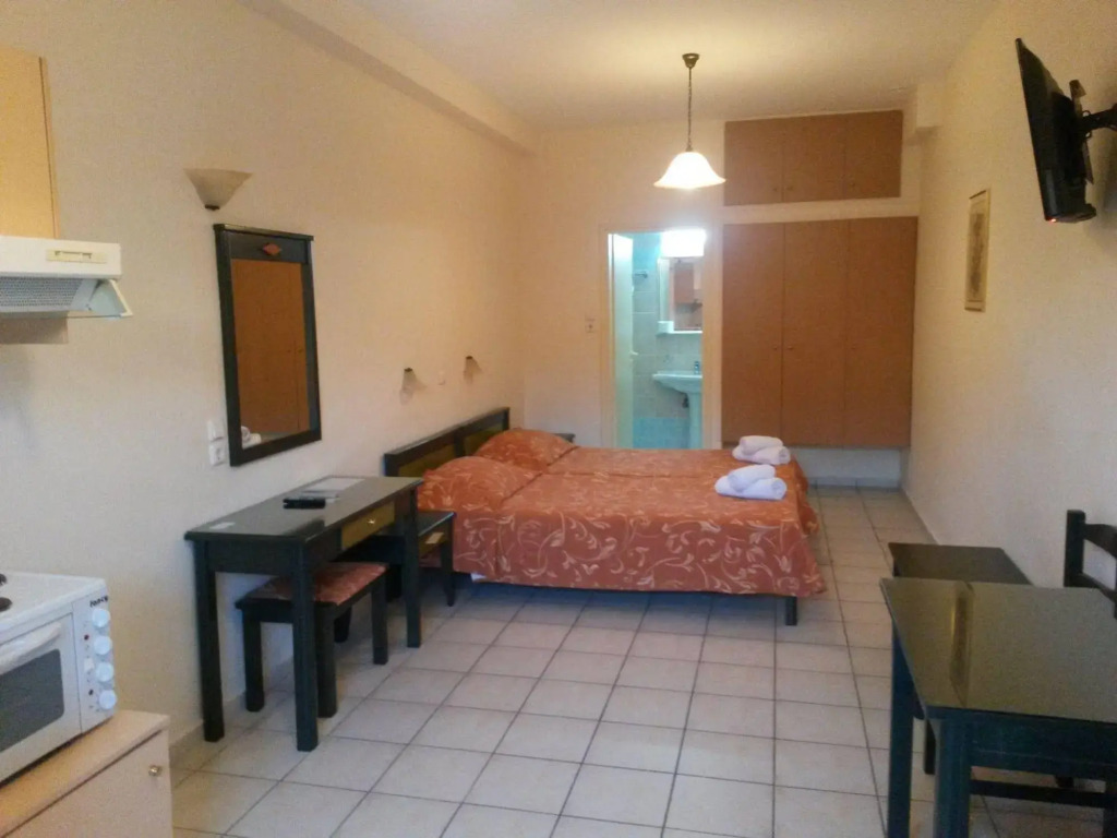 Zannis Hotel