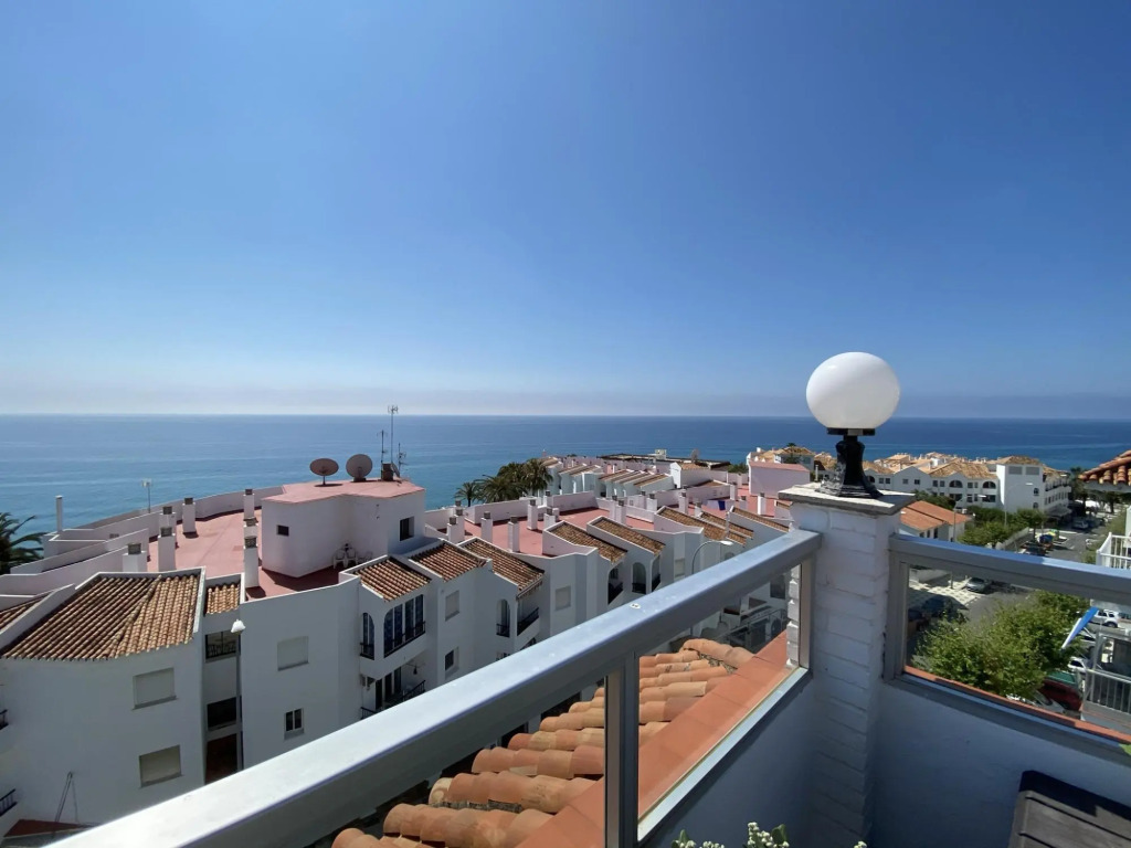 Penthouse Seaview Centro Casasol