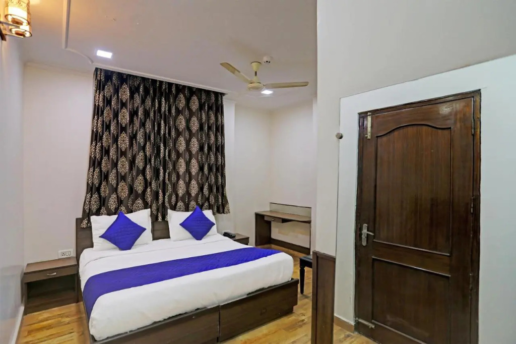 Hotel Grand Tushar