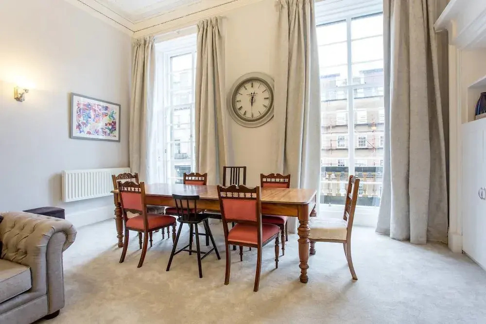 Huge Luxury Townhouse in the City Centre