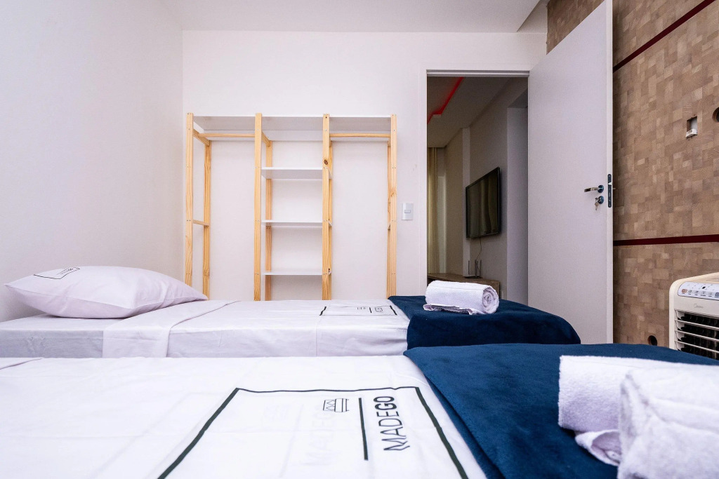 Apartamento De 3 Quartos No Jardim Goiás   Mf1802