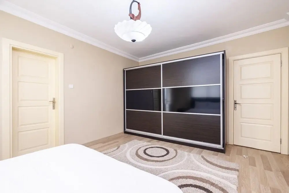 Peaceful Flat With Balcony in Kartepe