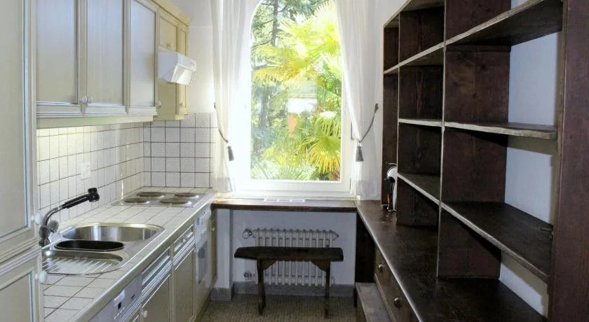 Barony romantic villa
