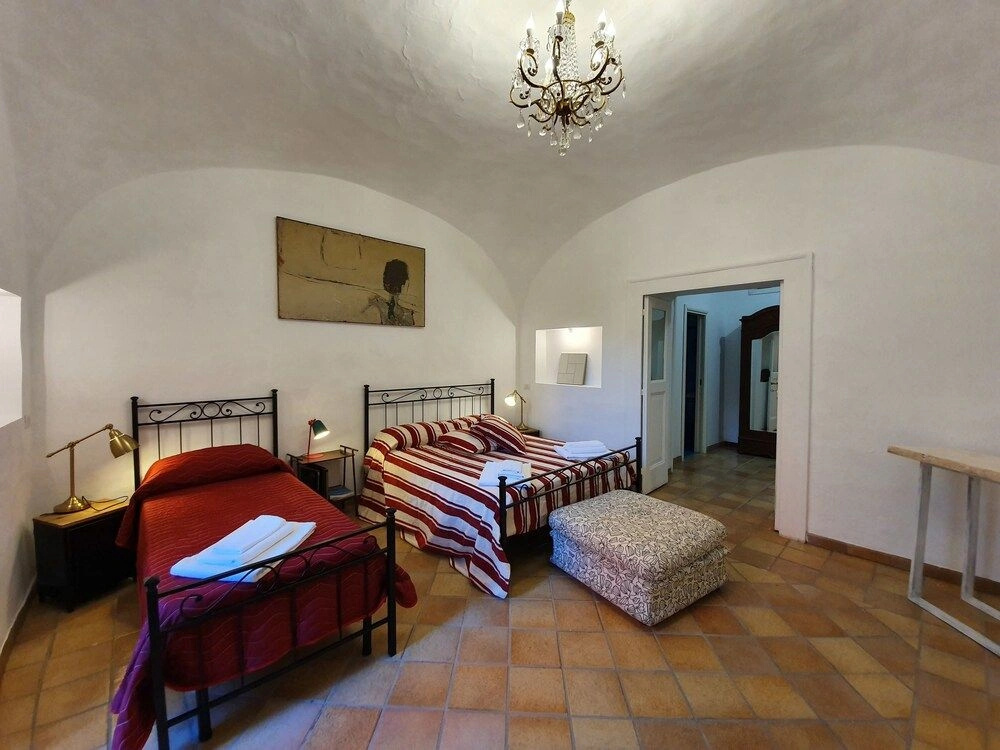 The Spanish Palace, Suites, Rooms, Apartments & Terraces