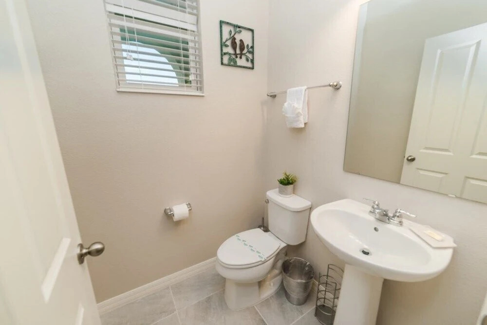 5157 Adelaide Drive 4 Bedroom Townhouse