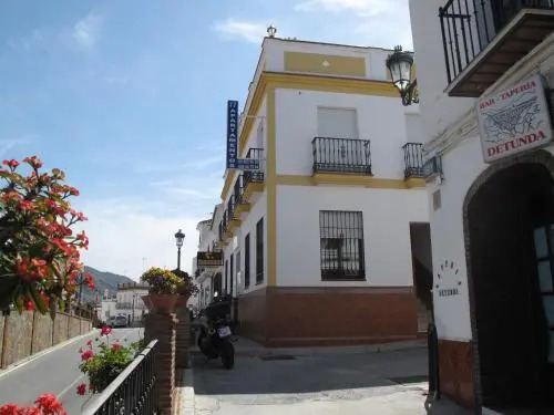 Acantilados De Maro