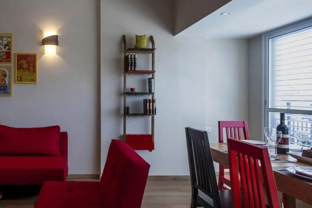 Simple 2BR in Sderot Chen 1 by HolyGuest