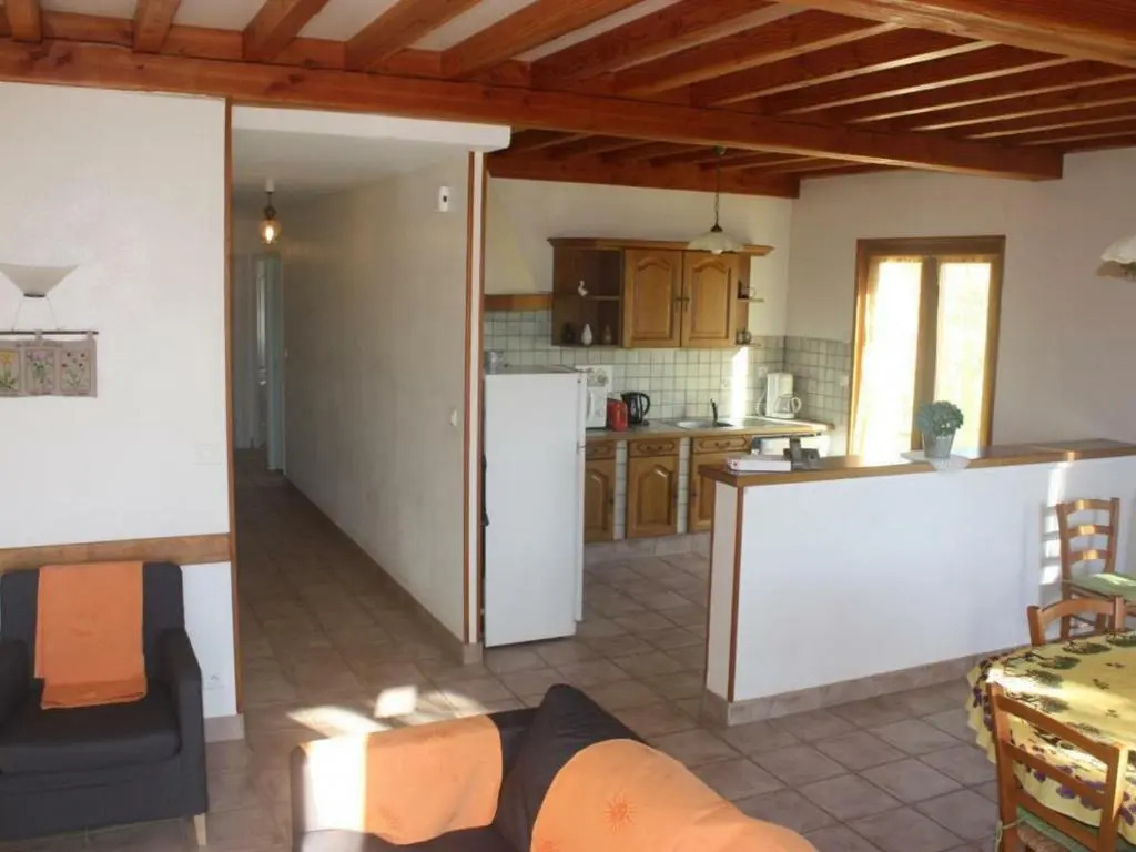 Gîte convivial avec jardin, cheminée et animaux acceptés près de Roanne - FR-1-496-93